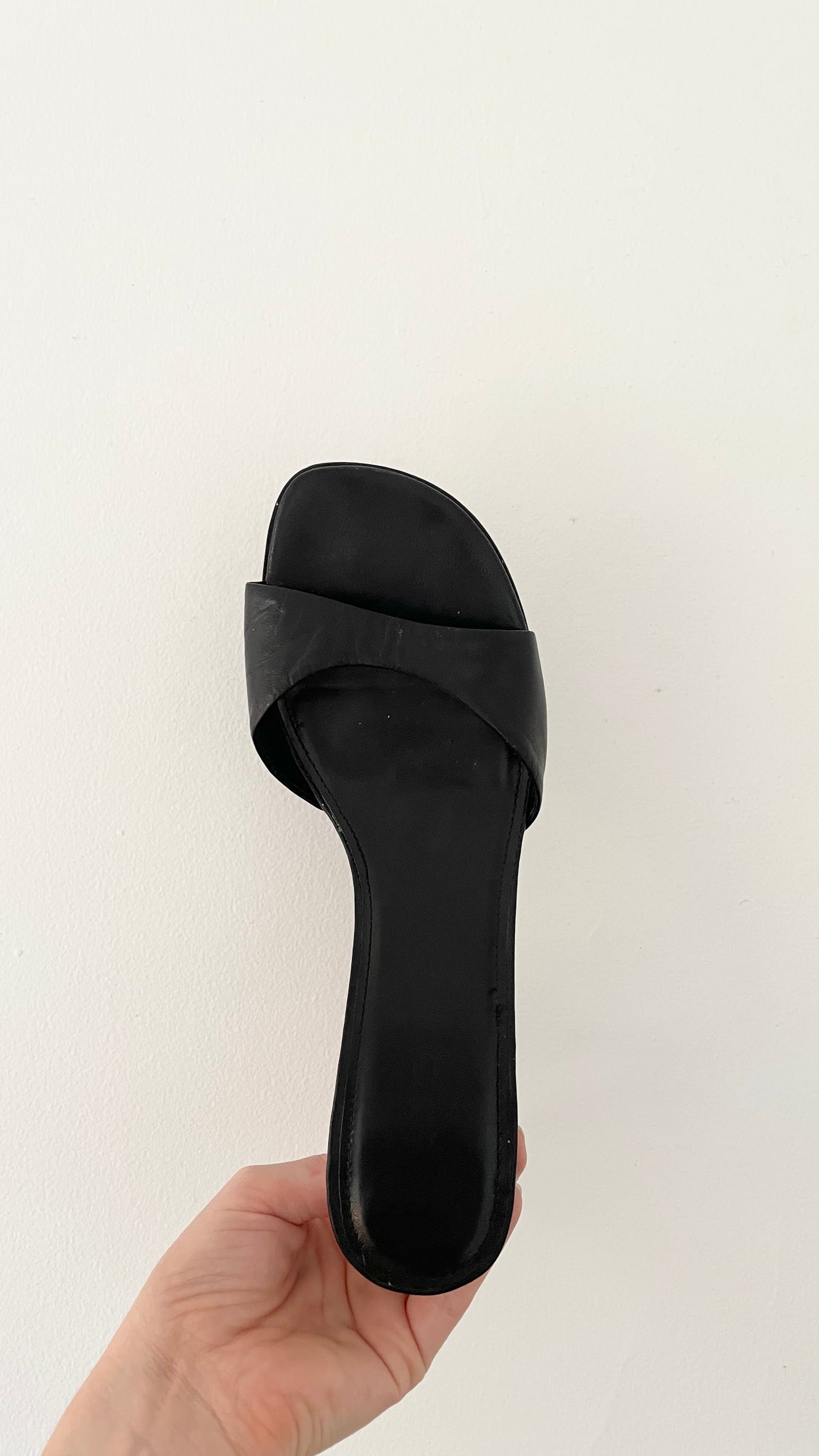 90s Aldo heels (size 39)